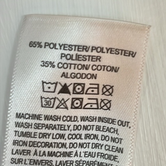 Super Cute Camo V-neck High/Low Top - Picture 6 of 7